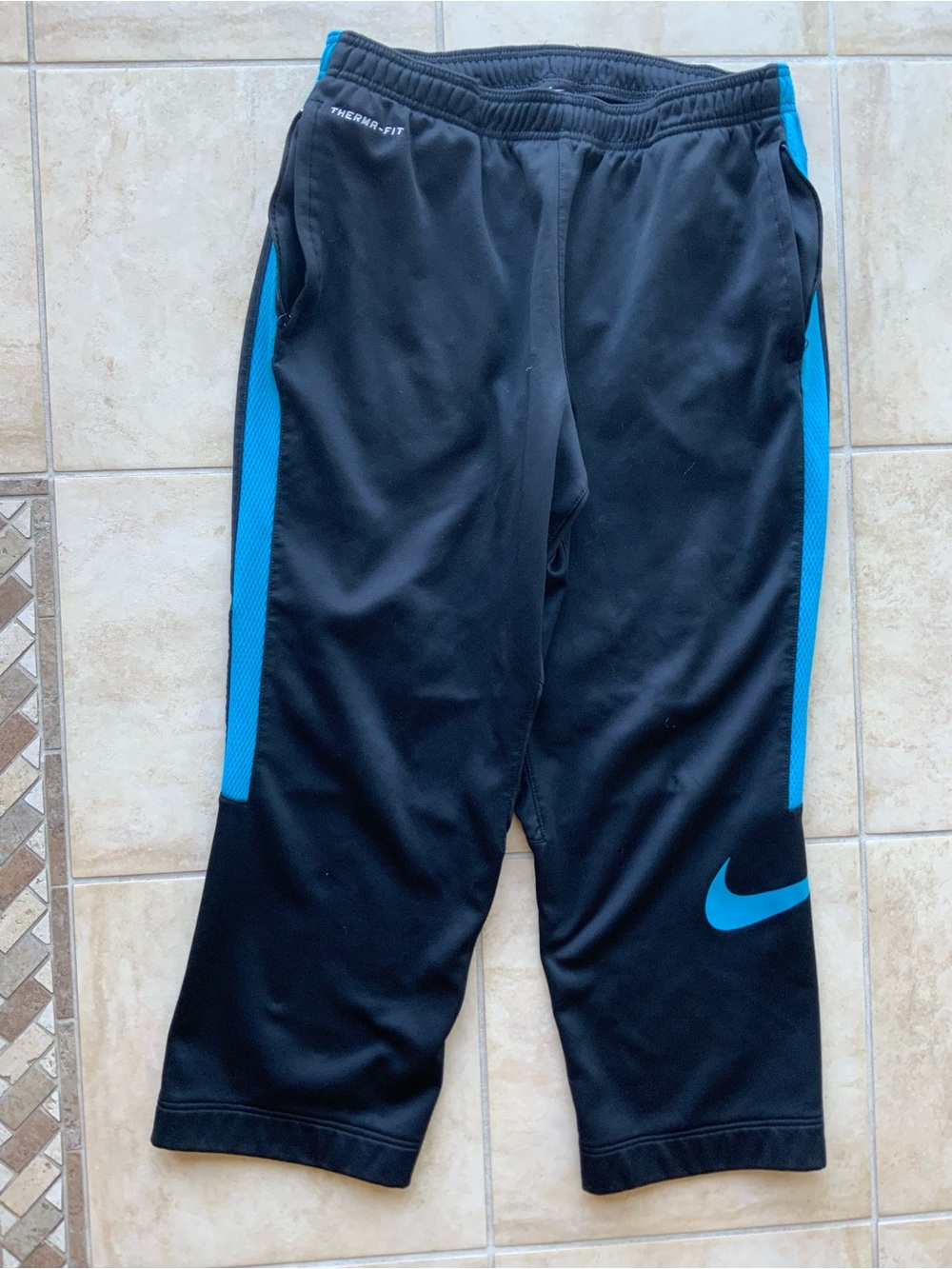Nike Men’s Black and Blue Athletic Pants Size Large